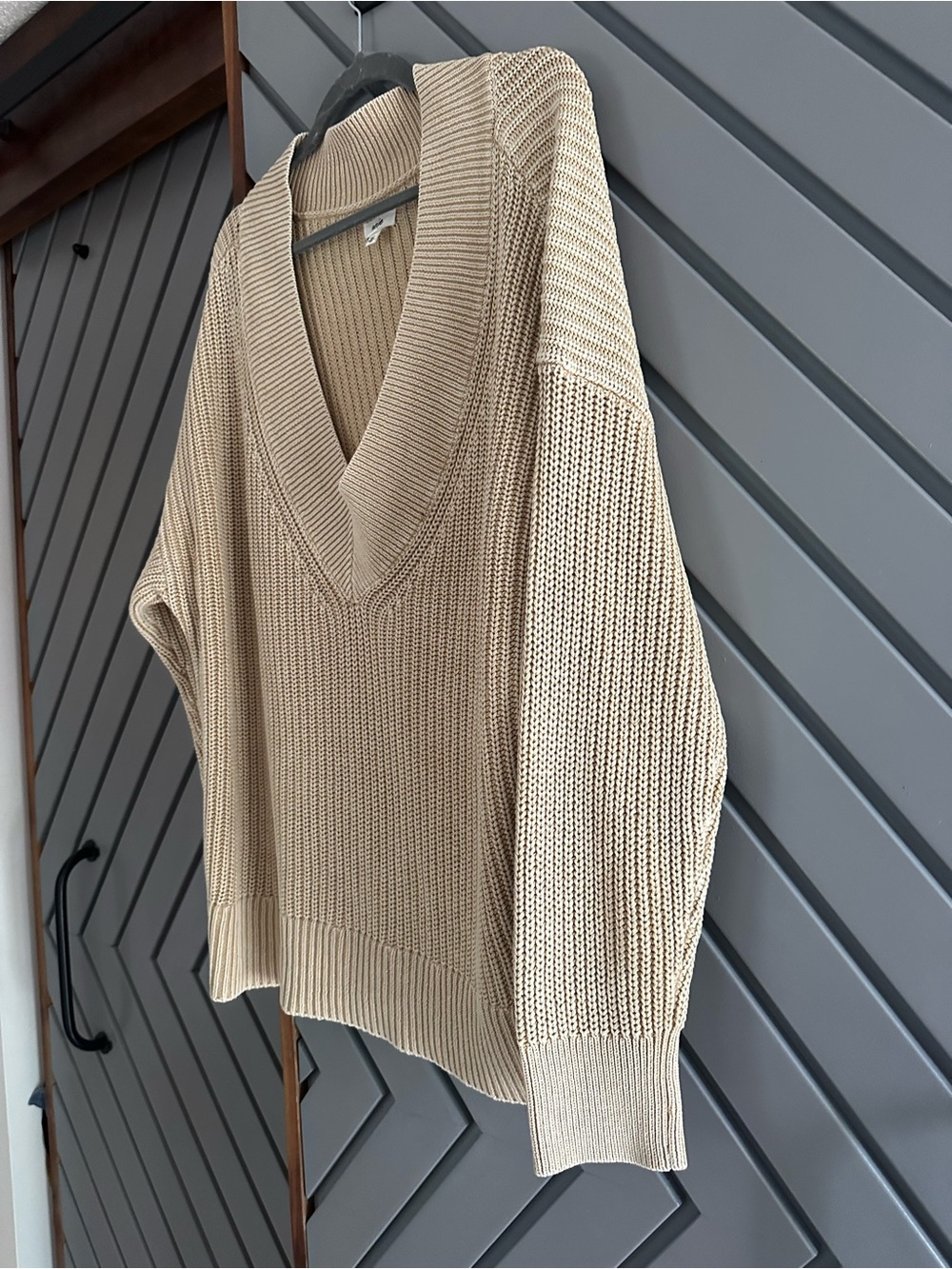 aerie Chunky V-Neck Ribbed Sweater - Cream - Picture 2 of 4